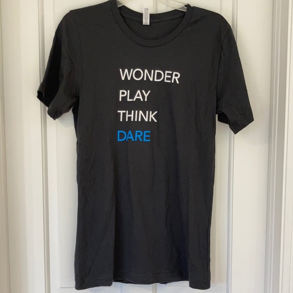 EMORY UNIVERSITY Dark Gray Short Sleeve “Wonder Play Think Dare“ crew neck Tee - Picture 7 of 8